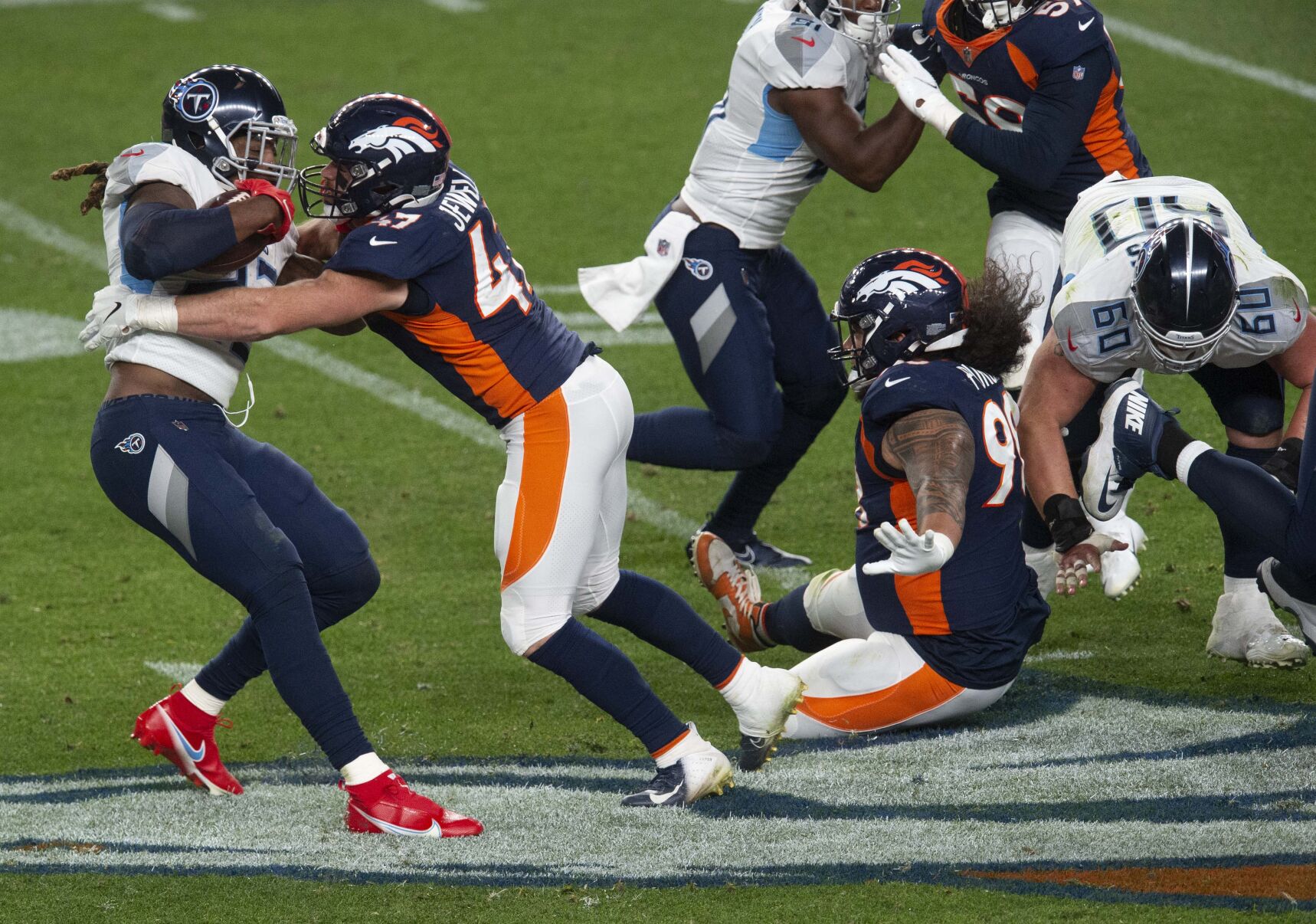 09_14_20 broncos titans1573.jpg